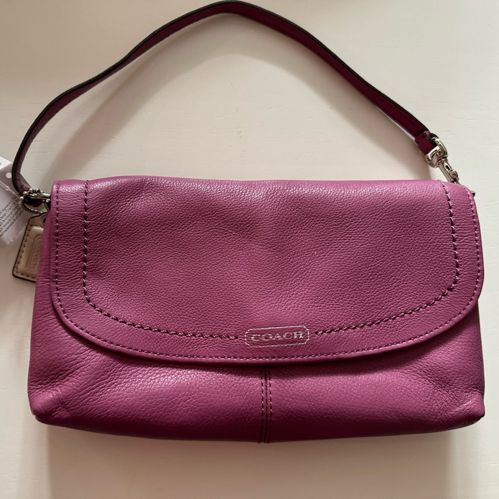 Coach small purse NWT, Rose color.